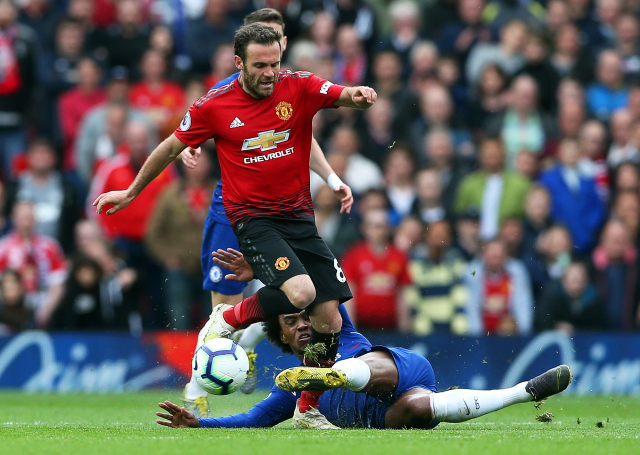 米乐官方网站-西甲十人巴萨00加的斯遭两连平